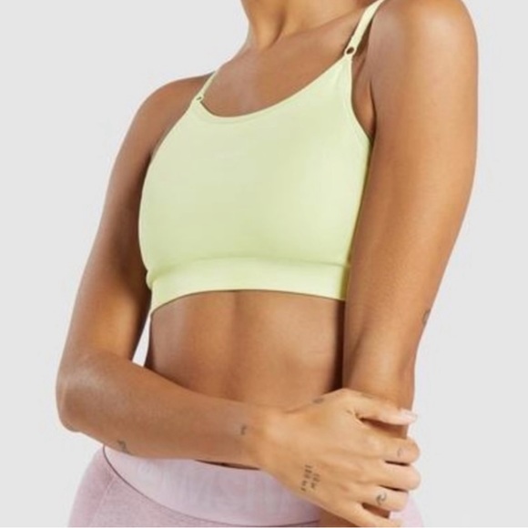 Gymshark Flex Cycling Shorts & Bra SET! Light Green - Picture 3 of 6